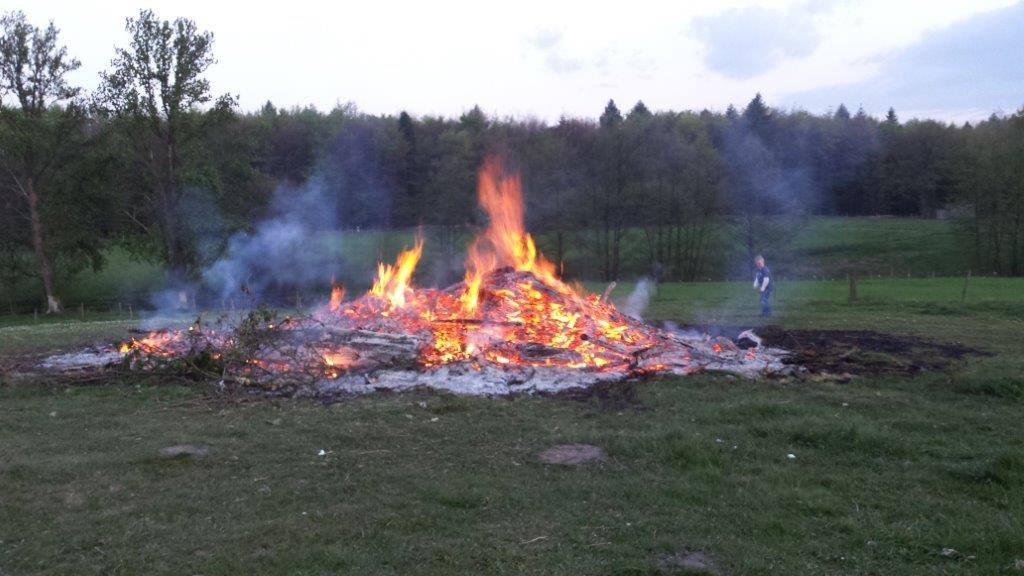 <p>20140420_203826 Osterfeuer</p>