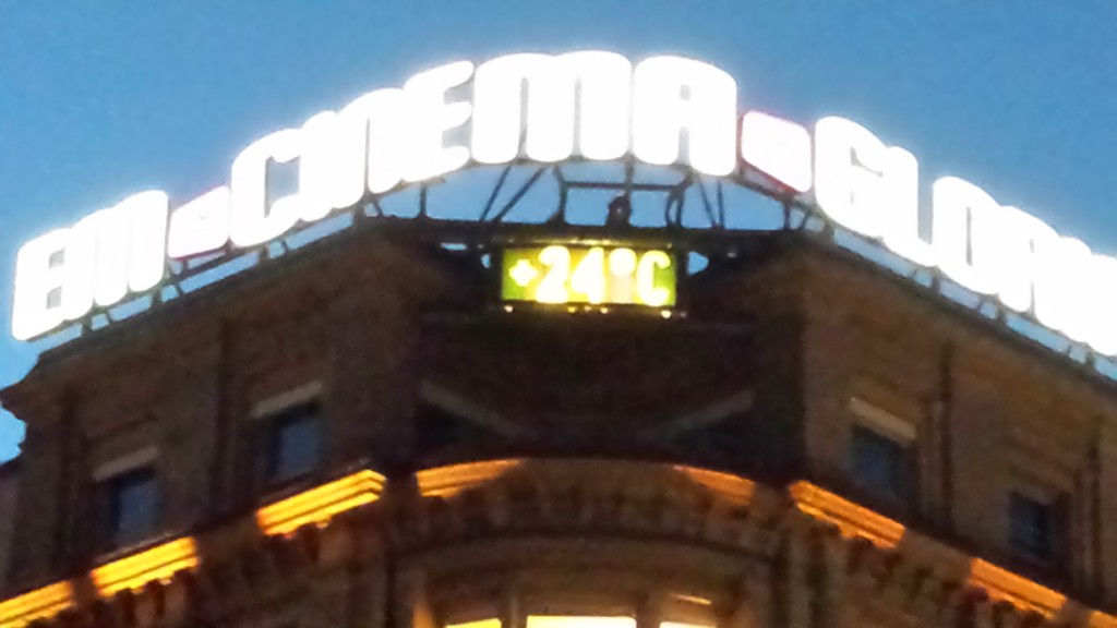 20150602_220253 20150602_205953 24°C um 22:00 Vorabend Kirchentag 2015 in Stuttgart ...